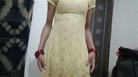 indian girl nude dress change|Indian Dress Change Porn Videos